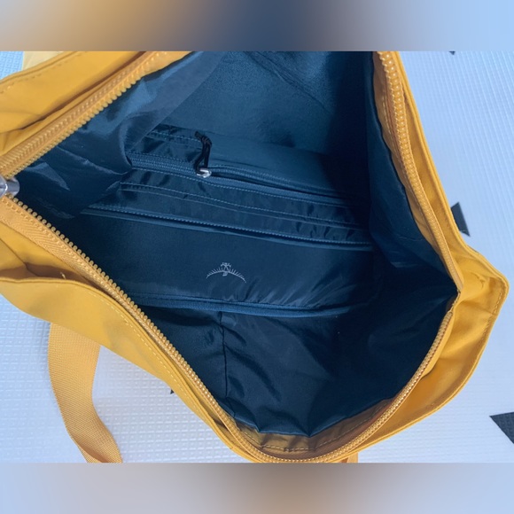 Osprey Arcane Tote Pack, 20L shoulder and backpack option - Picture 8 of 9